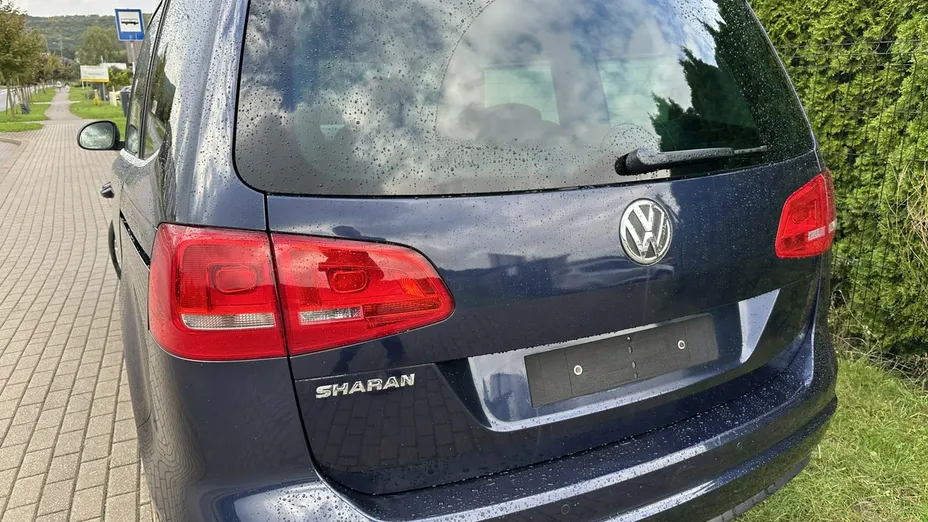 VOLKSWAGEN Sharan -