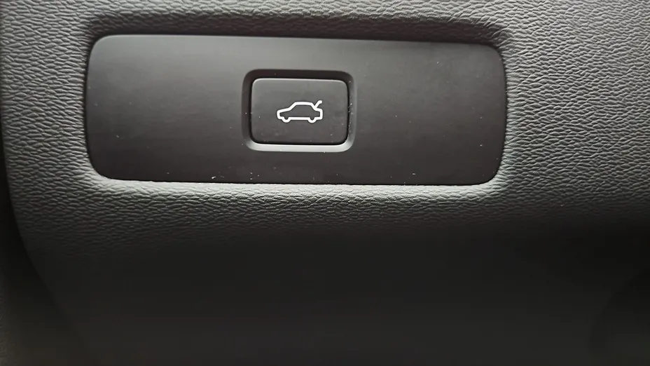 VOLVO XC60 -