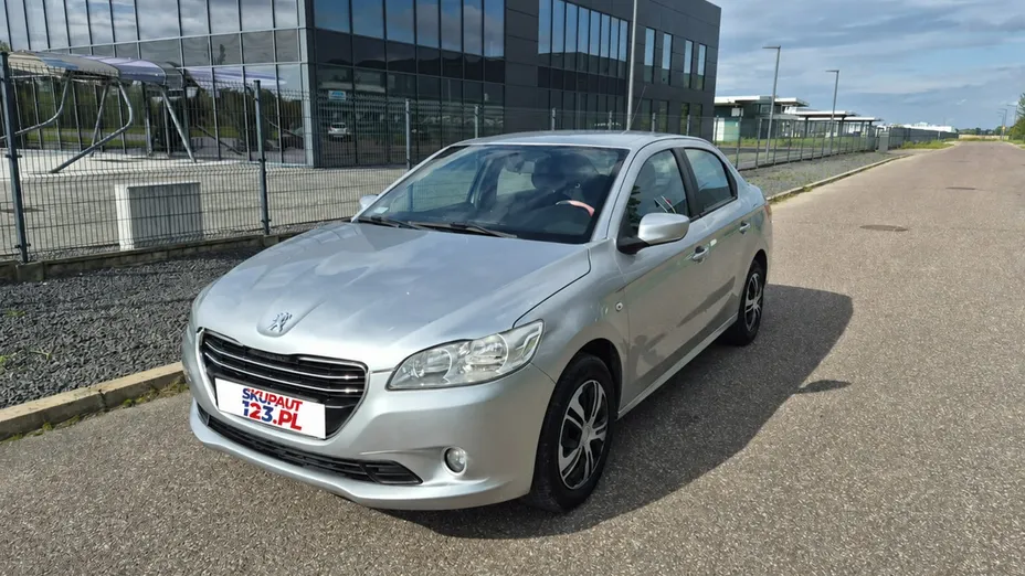 PEUGEOT 301 -