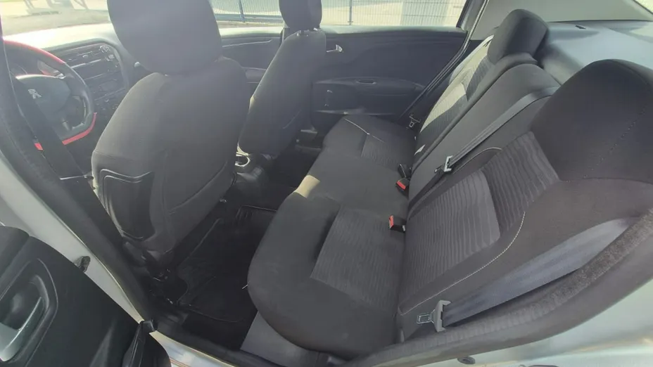 PEUGEOT 301 -