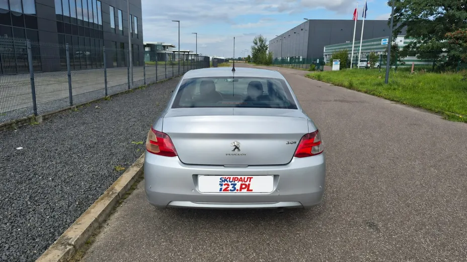 PEUGEOT 301 -