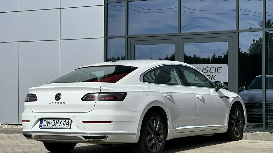 VOLKSWAGEN Arteon -