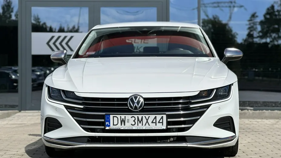 VOLKSWAGEN Arteon -