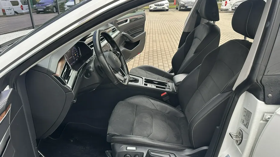 VOLKSWAGEN Arteon -