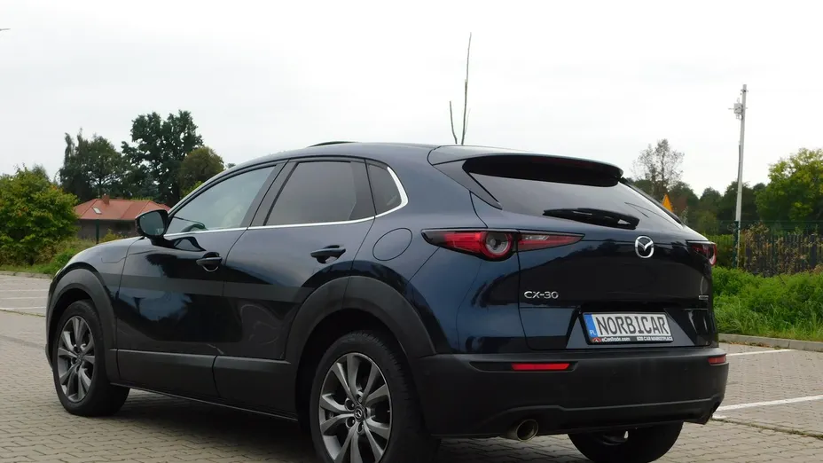 MAZDA CX-30 -