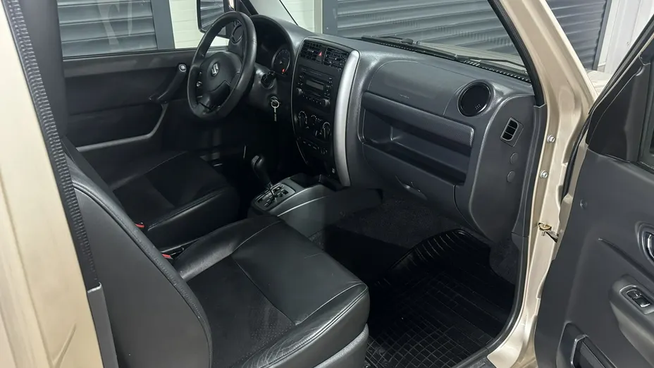 SUZUKI Jimny -