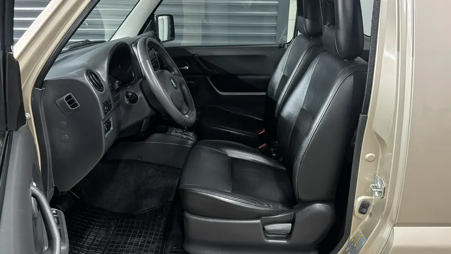SUZUKI Jimny -