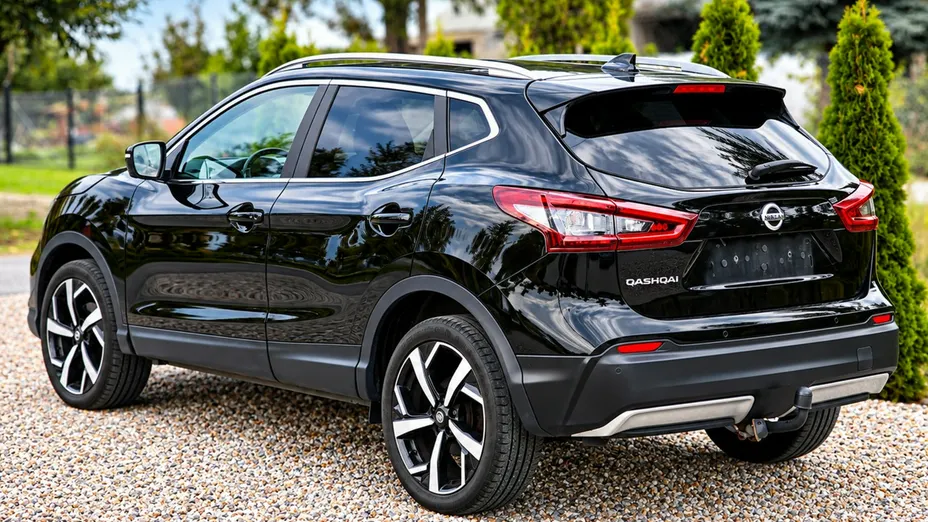 NISSAN Qashqai -