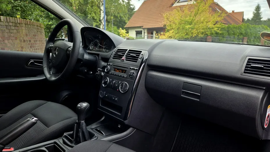 MERCEDES-BENZ A Klasa -