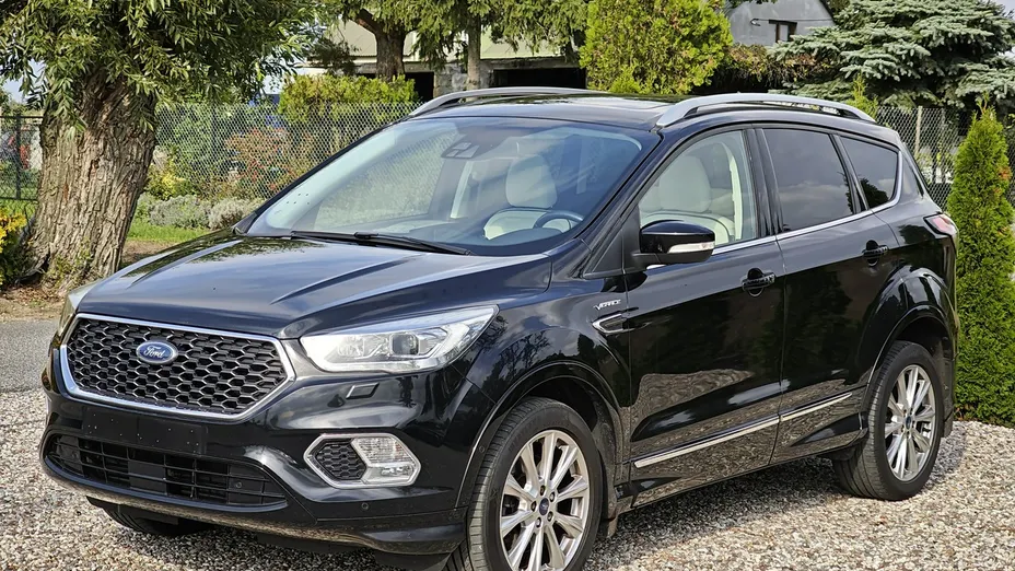 FORD Kuga -