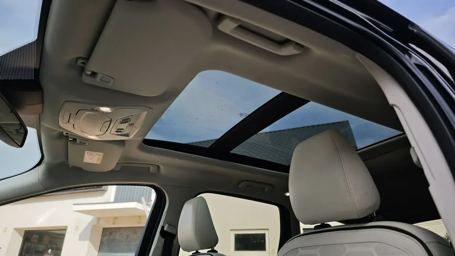 FORD Kuga -