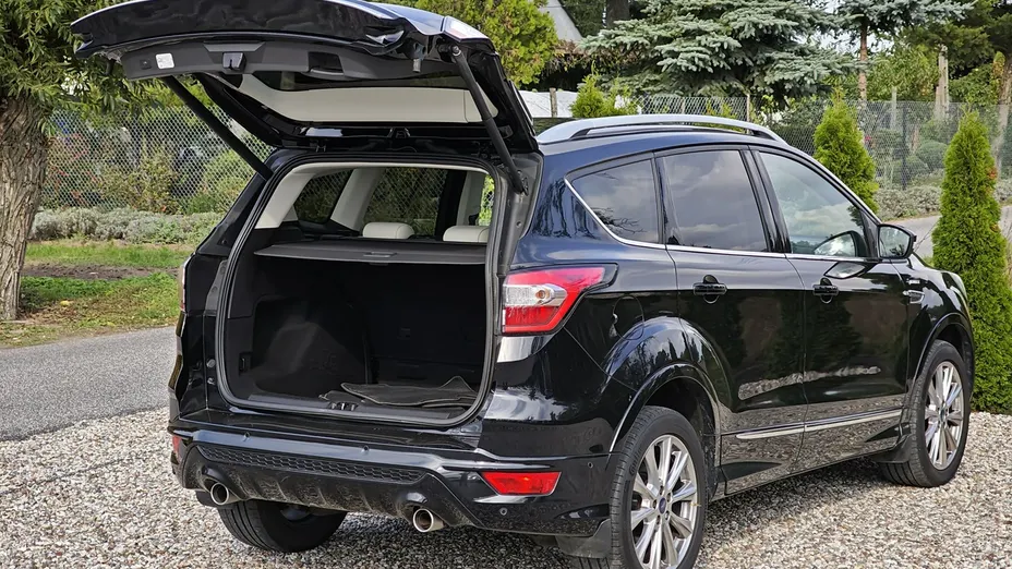 FORD Kuga -