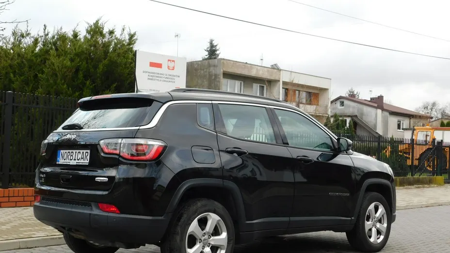 JEEP Compass -