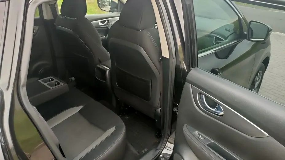 NISSAN Qashqai -