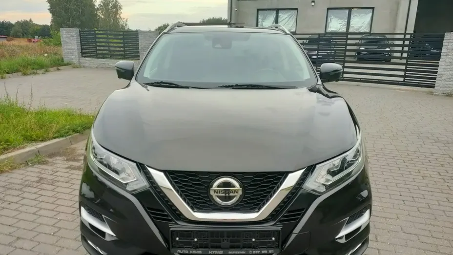 NISSAN Qashqai -