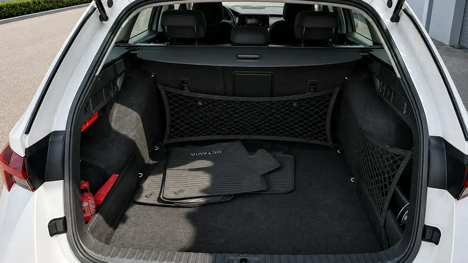 SKODA Octavia -