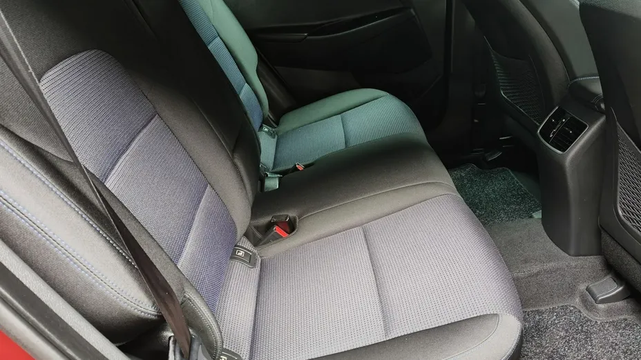 HYUNDAI Tucson -