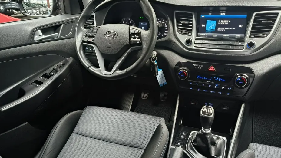 HYUNDAI Tucson -