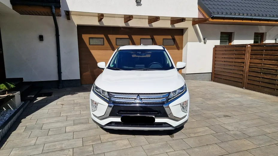 MITSUBISHI Eclipse Cross -