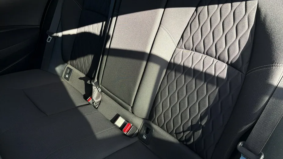 TOYOTA Corolla -