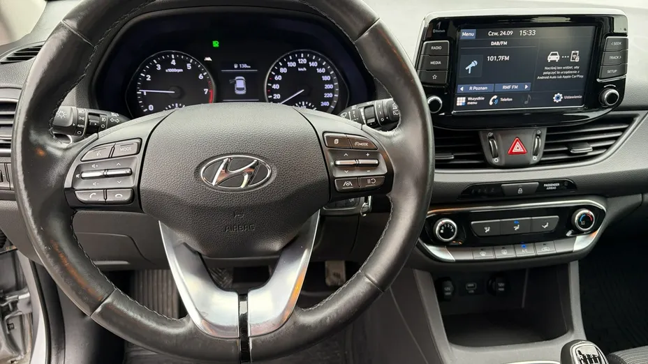 HYUNDAI i30 -