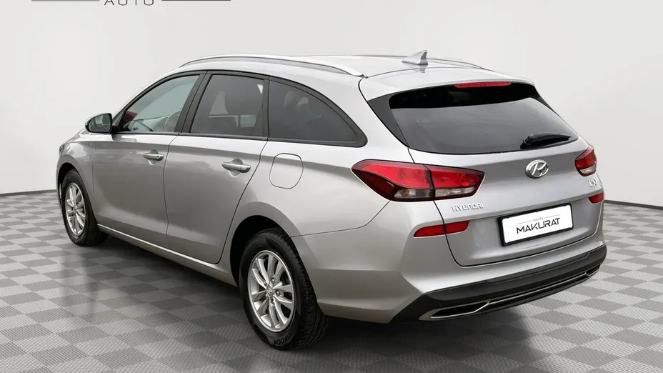 HYUNDAI i30 -