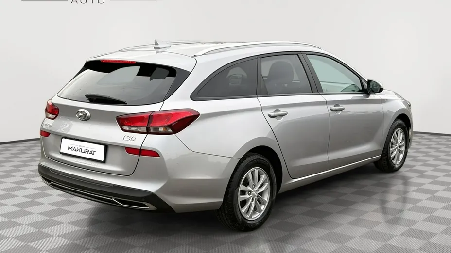HYUNDAI i30 -