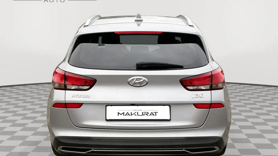 HYUNDAI i30 -