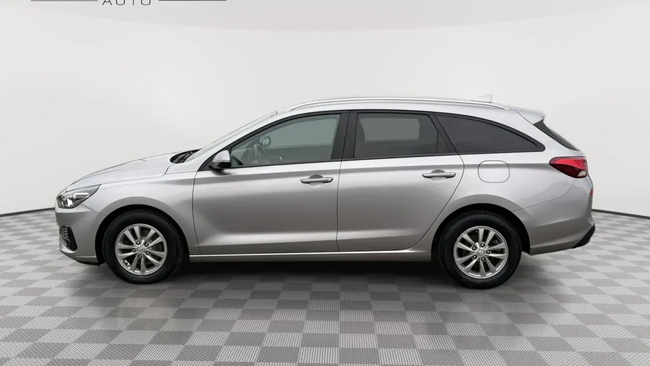 HYUNDAI i30 -