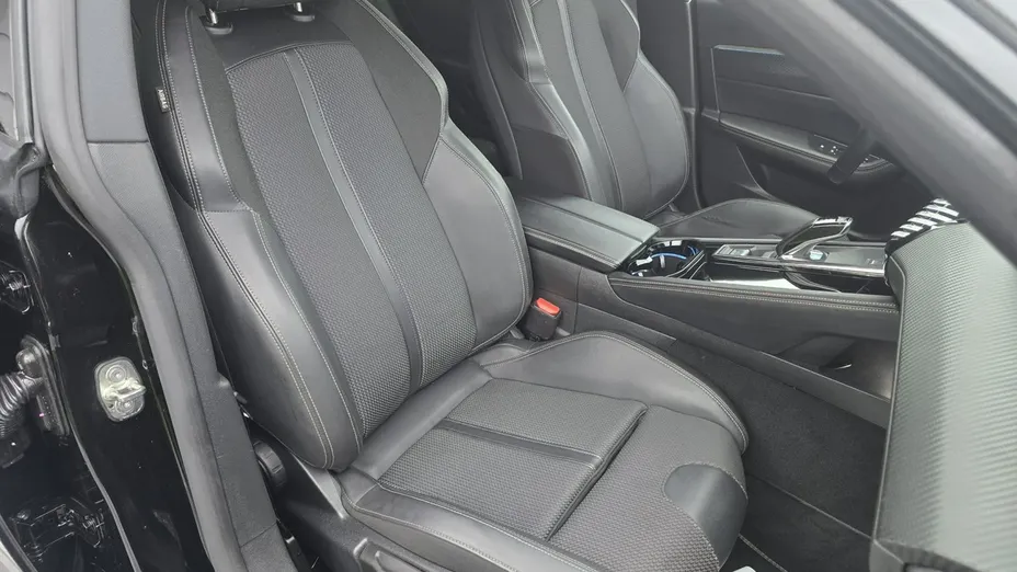 PEUGEOT 508 -