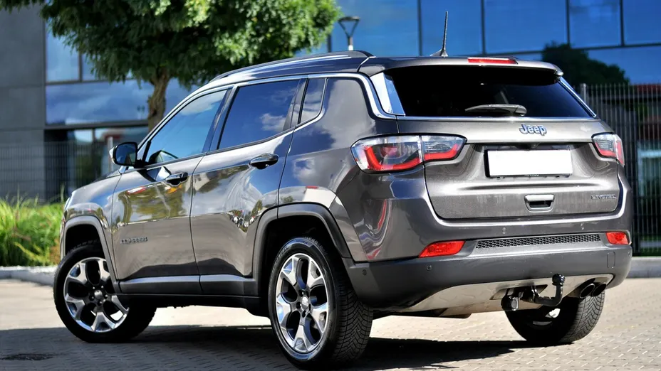 JEEP Compass -