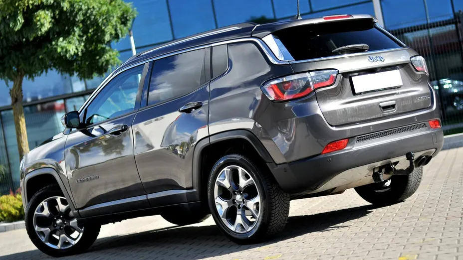 JEEP Compass -