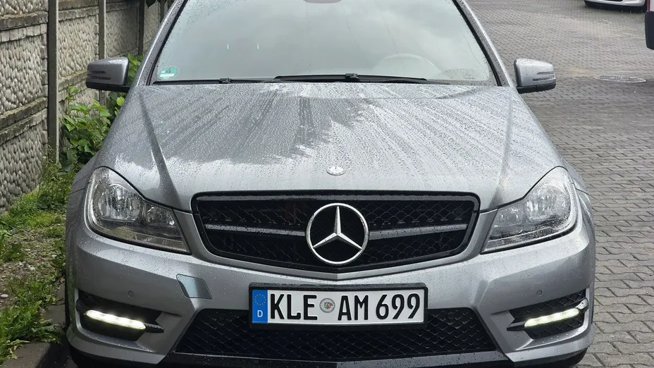MERCEDES-BENZ C Klasa -