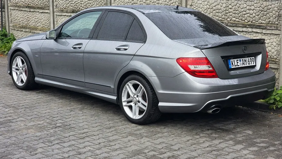 MERCEDES-BENZ C Klasa -