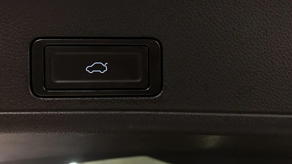 CHERY Tiggo 8 -