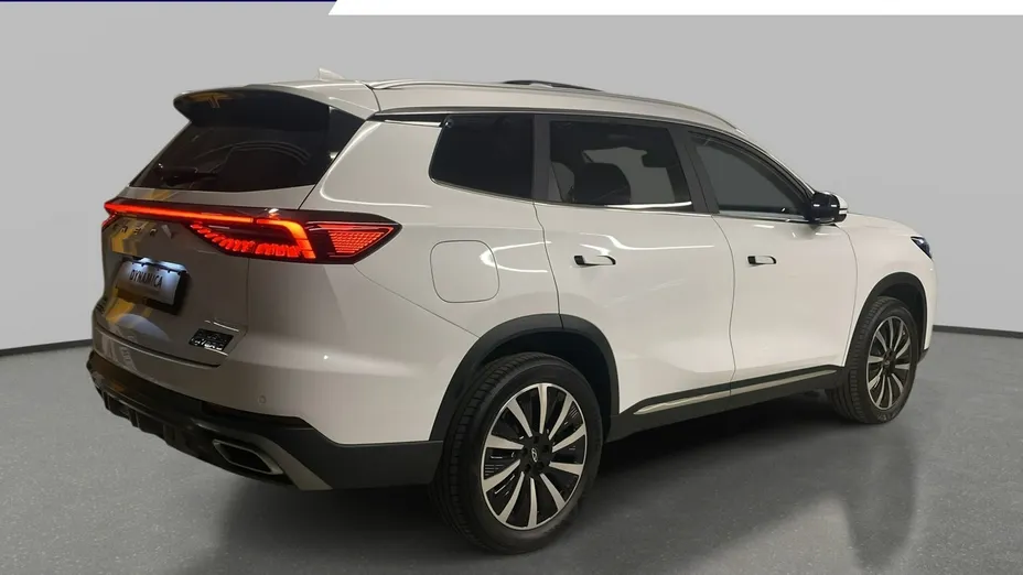 CHERY Tiggo 8 -
