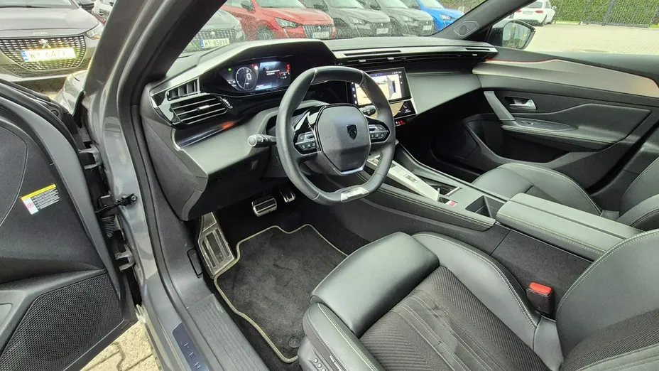 PEUGEOT 308 -