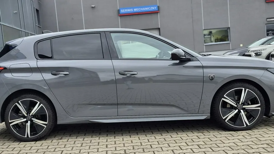 PEUGEOT 308 -