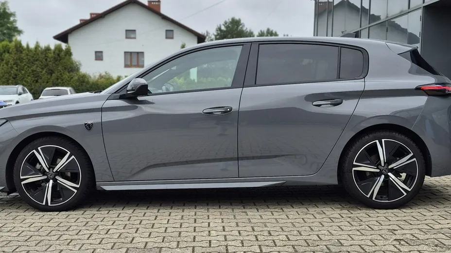 PEUGEOT 308 -