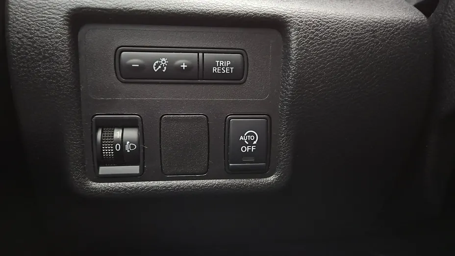 NISSAN Micra -