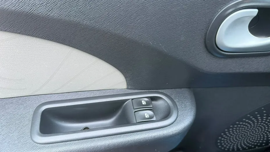 RENAULT Twingo -