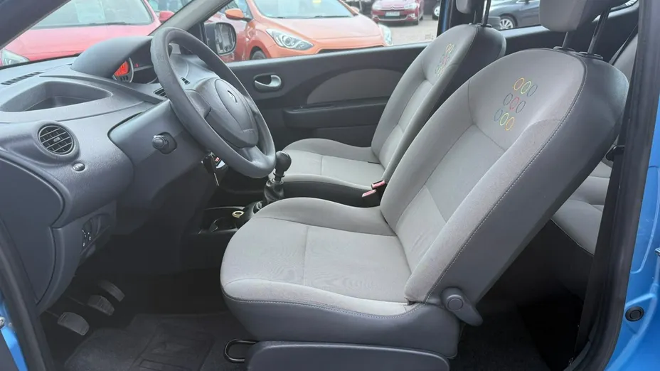 RENAULT Twingo -