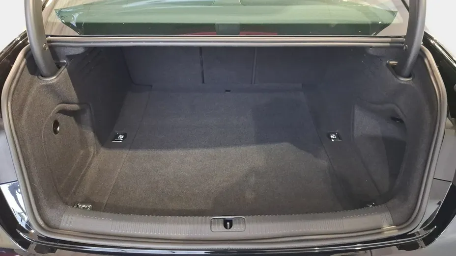 AUDI A4 -