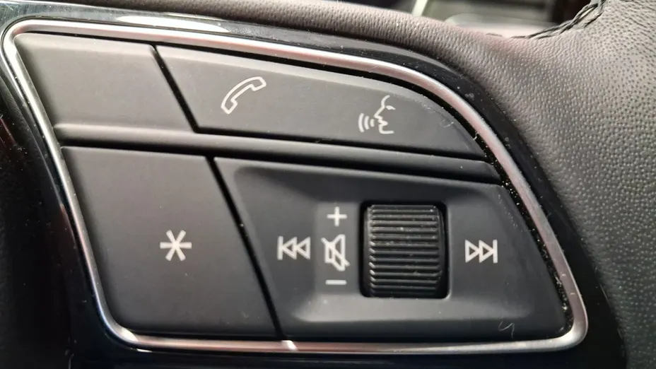 AUDI A4 -