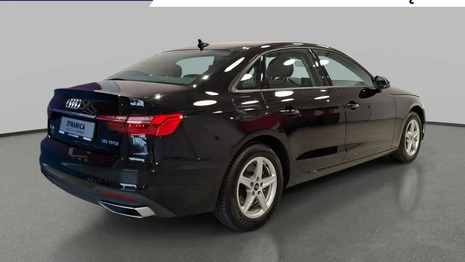 AUDI A4 -