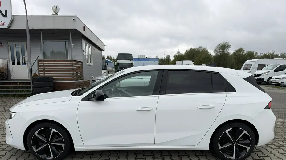 OPEL Astra -