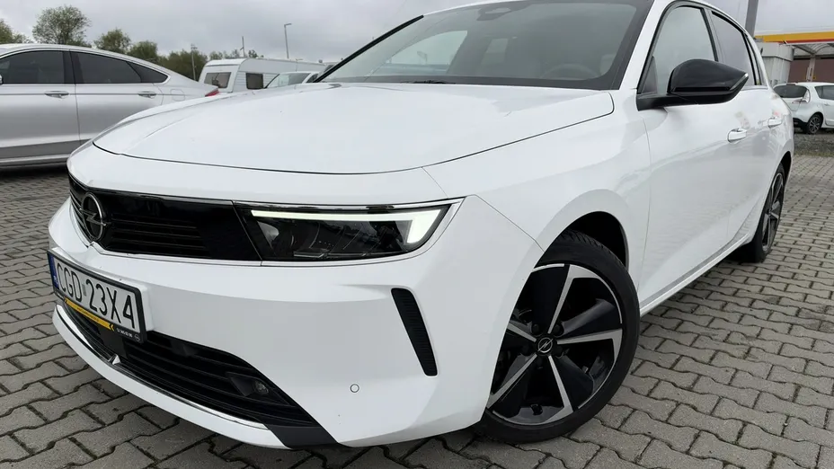 OPEL Astra -