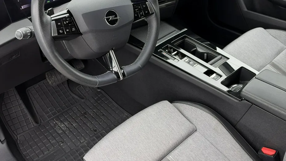 OPEL Astra -