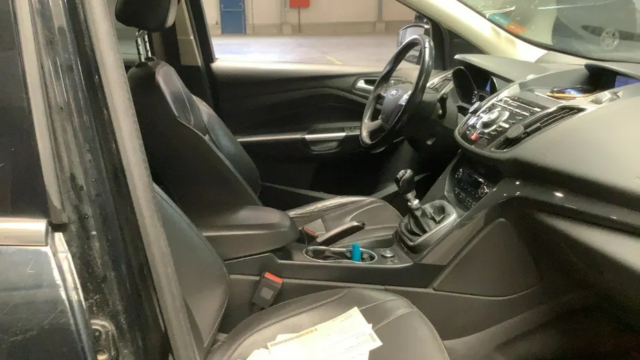 FORD Kuga -