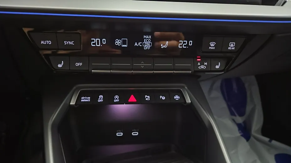 AUDI A3 Sportback -